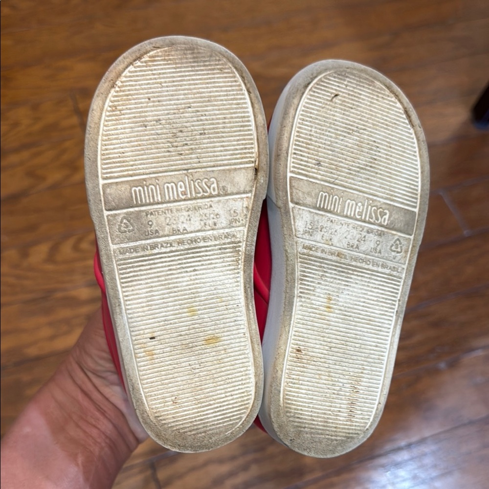 Mini Melissa, Lelli Kelly, Nicole Miller & Carter’s kids shoes - Picture 12 of 16